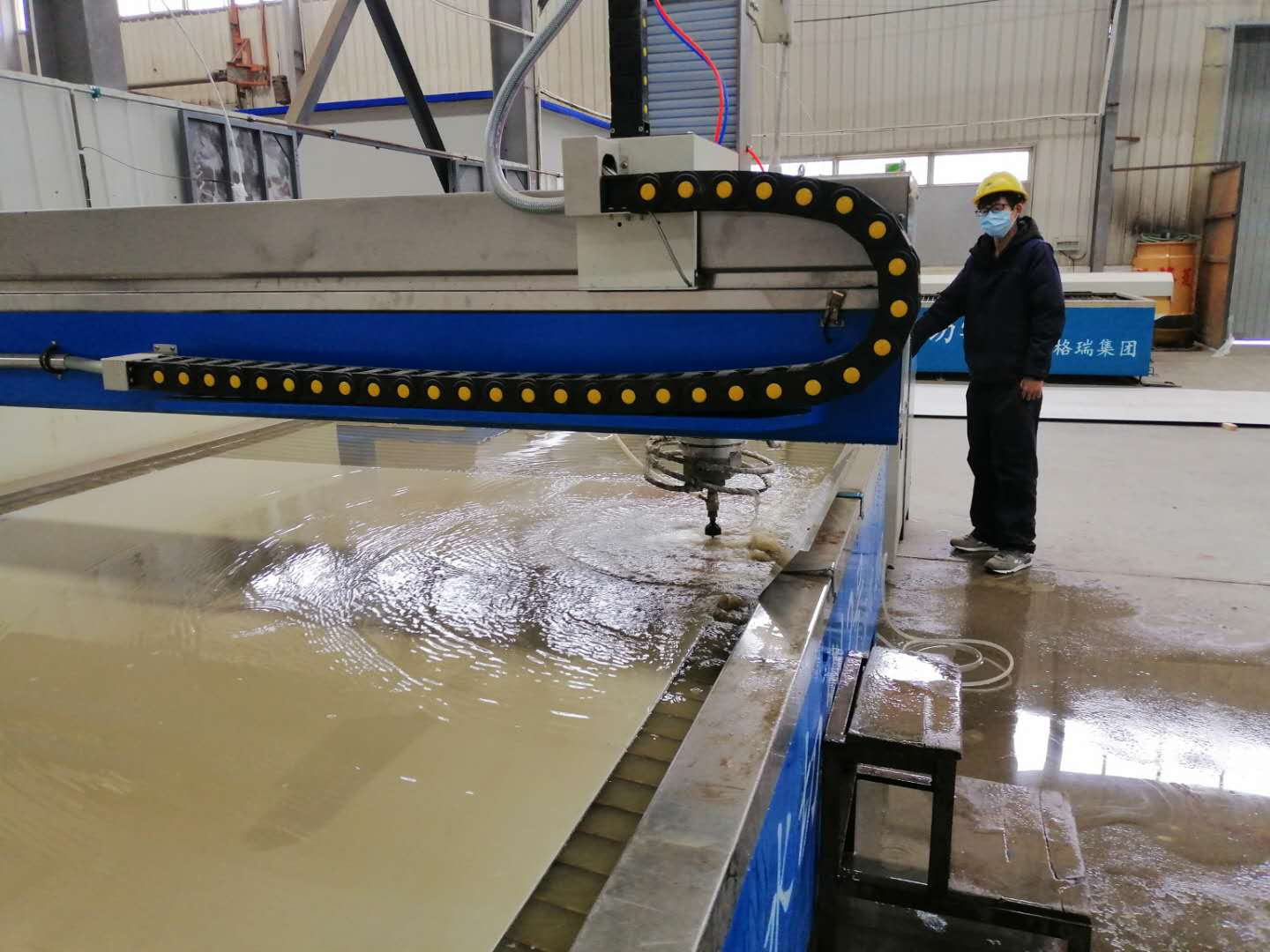 20200917160032637075.png 1583833663311235.png